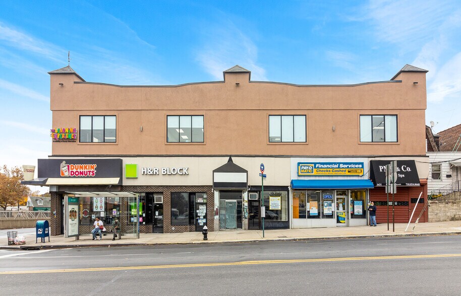 3421-3431 E Tremont Ave, Bronx, NY à louer - Photo principale – Image 3 sur 11