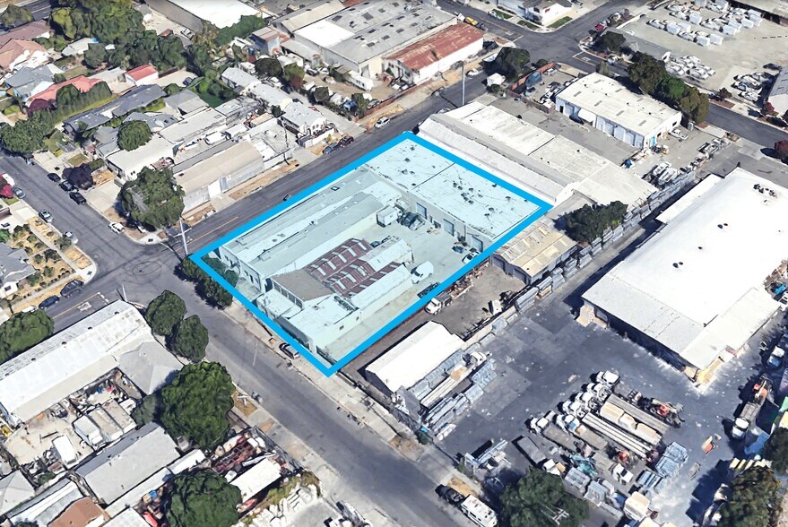 19,794 SF - 3 Industrial Bldgs. For Sale portefeuille de 3 biens à vendre sur LoopNet.fr - Photo de l’immeuble – Image 2 sur 19