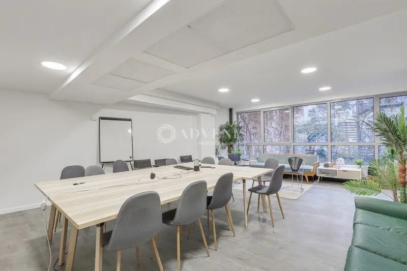 Bureau dans Paris à louer - Photo de l’immeuble – Image 2 sur 3