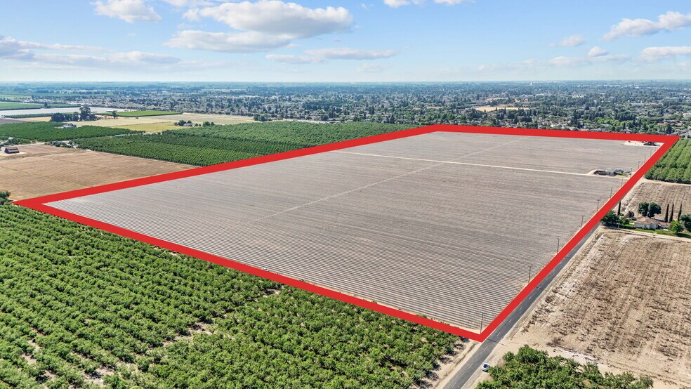 715 Taylor rd, Turlock, CA à vendre - Photo principale – Image 1 sur 32