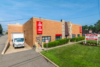 Plus de détails pour 599-601 Albany Ave, Amityville, NY - Industriel/Logistique à louer