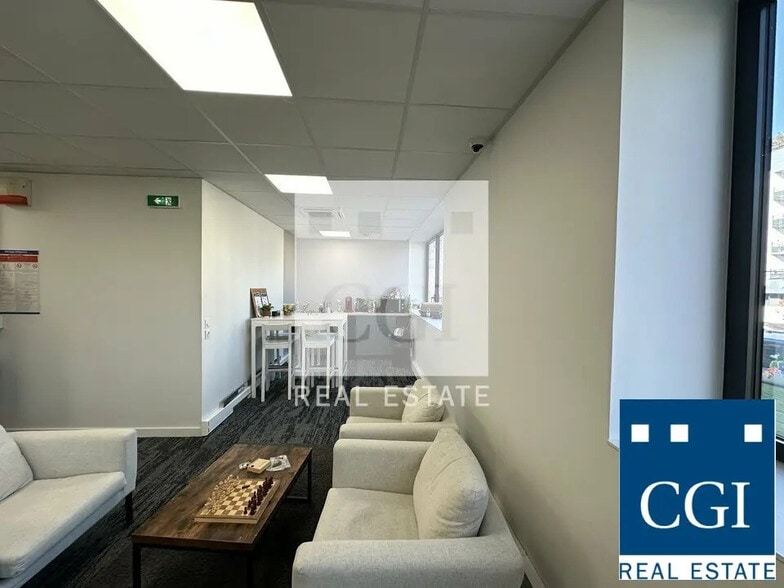 Bureau dans Seyssinet-Pariset à louer - Photo de l’immeuble – Image 3 sur 7