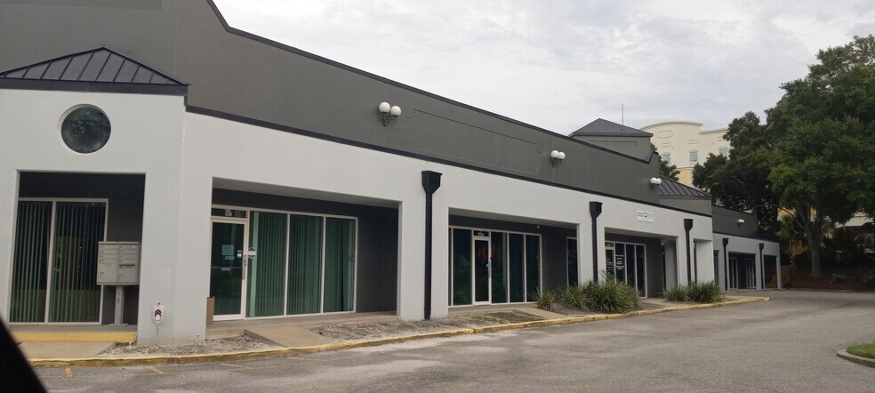 277 Douglas Ave, Altamonte Springs, FL à louer - Photo de l’immeuble – Image 2 sur 6