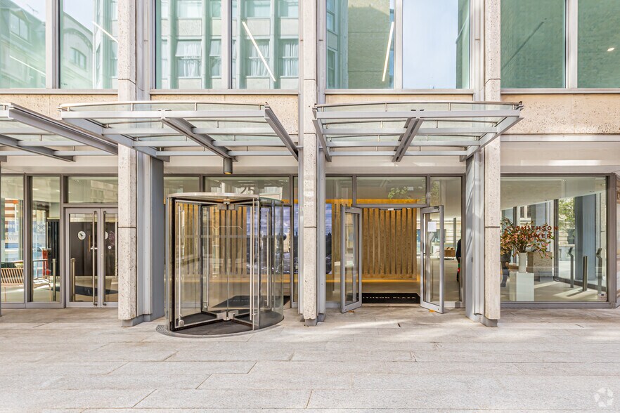 25 St. James's St, Londres à louer - Photo de l’immeuble – Image 3 sur 9