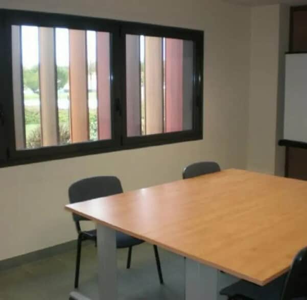 Bureau dans BRIVE-LA-GAILLARDE à louer - Photo de l’immeuble – Image 2 sur 3