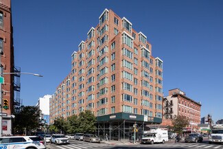 Plus de détails pour 245 E 124th St, New York, NY - Local commercial à louer