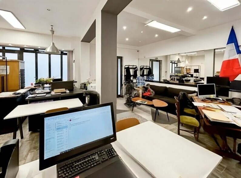 Bureau dans Paris à vendre - Photo de l’immeuble – Image 3 sur 7