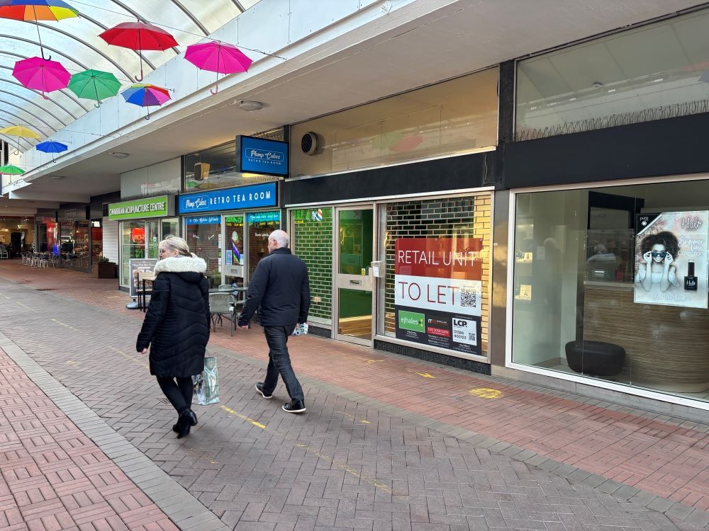 6 The Arcade, Cwmbran à louer Photo de l’immeuble– Image 1 sur 3