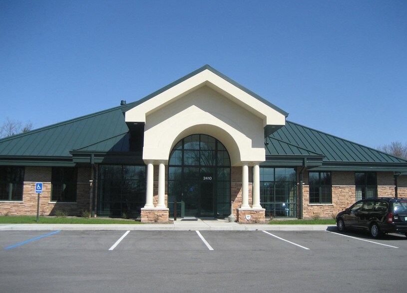 2410 N Glendale Dr, Fort Wayne, IN à louer - Photo principale – Image 1 sur 5