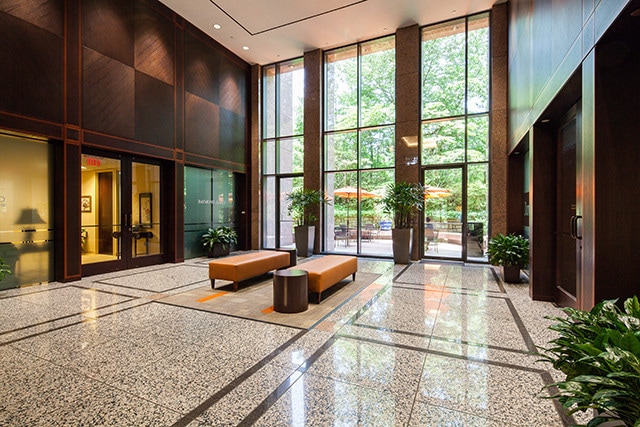 200 Ashford Ctr N, Atlanta, GA à louer - Hall d’entrée – Image 2 sur 26