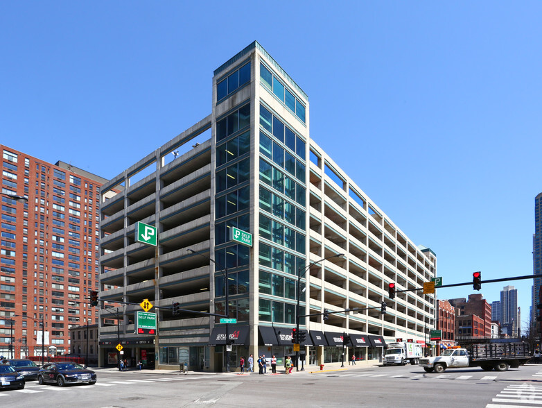 304-322 W Hubbard St, Chicago, IL à louer - Photo principale – Image 1 sur 8