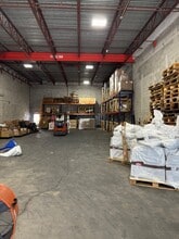 7975 NW 21st St, Doral, FL à louer Photo intérieure– Image 2 sur 3
