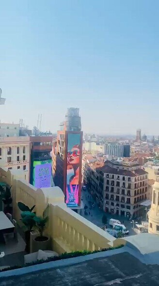 Plaza del Callao, 4, Madrid, Madrid à louer - Vidéo sur l’annonce professionnelle – Image 3 sur 13