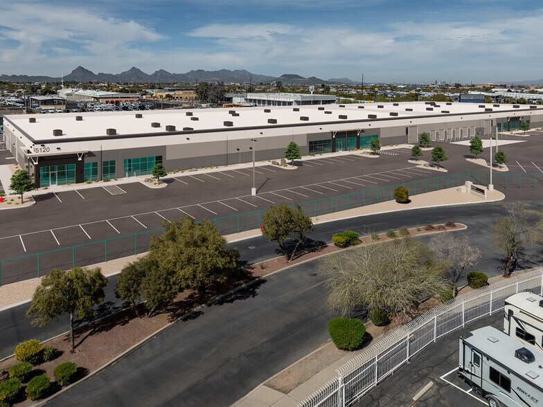 5120 S Julian Dr, Tucson, AZ à louer - Photo de l’immeuble – Image 1 sur 4