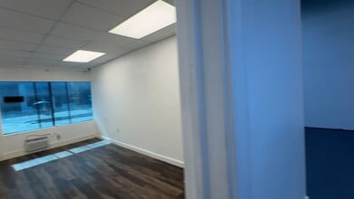 3501-3531 NW 19th St, Fort Lauderdale, FL à louer - Vidéo sur l’annonce professionnelle 