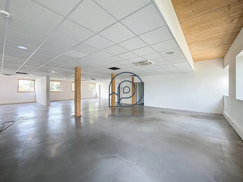 Bureau dans VILLENEUVE-D'ASCQ à vendre - Photo de l’immeuble – Image 2 sur 14