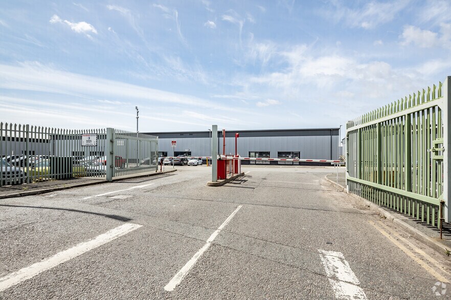 Academy Business Park, Lees Road, Liverpool à louer - Photo de l’immeuble – Image 2 sur 3