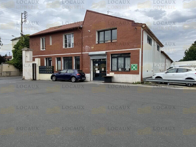 Local d’activités dans Argenteuil à louer - Photo de l’immeuble – Image 1 sur 27