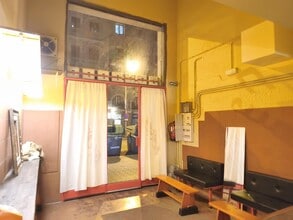 Local commercial dans Barcelone, Barcelona à louer Photo intérieure– Image 1 sur 14