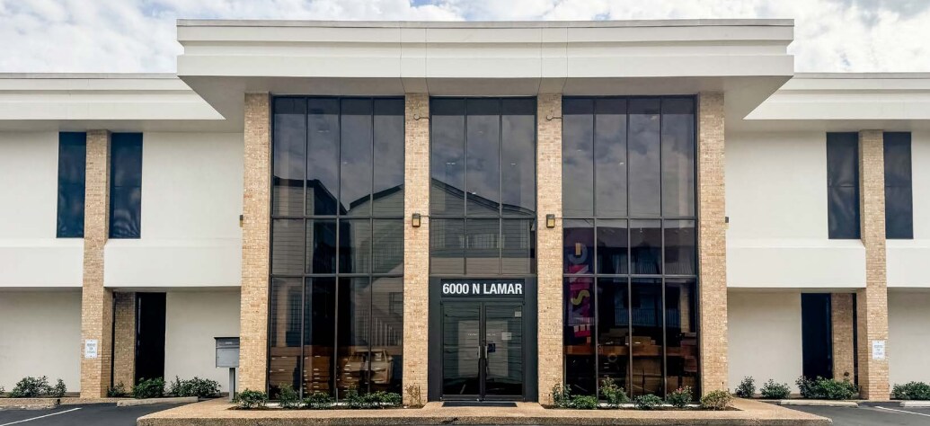 6000 N Lamar Blvd, Austin, TX à louer Photo de l’immeuble– Image 1 sur 6