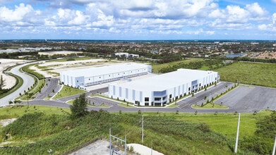 3175 Park of Commerce Blvd, Homestead, FL à louer Photo intérieure– Image 2 sur 2