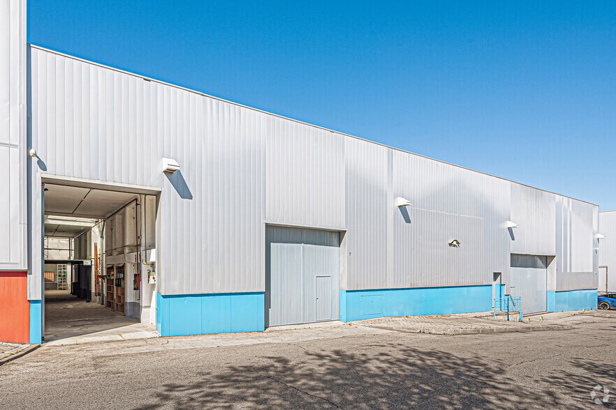 Calle Artesanía, 9, Coslada, Madrid à vendre - Photo de l’immeuble – Image 2 sur 23