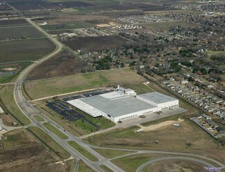 Plus de détails pour 1103 Carlos G Parker Blvd, Taylor, TX - Industriel/Logistique à louer