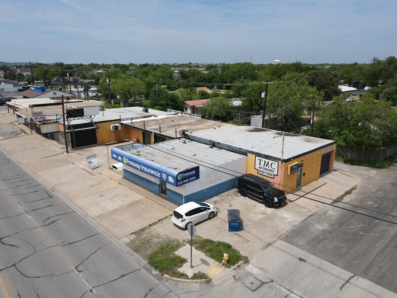 2702-2710 Sherwood Way, San Angelo, TX à vendre - Photo de l’immeuble – Image 2 sur 13