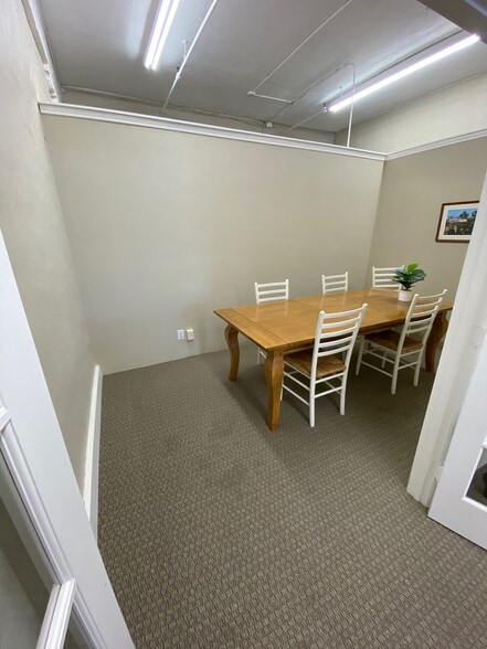114 Avenida del Mar, San Clemente, CA à louer - Photo de l’immeuble – Image 2 sur 10