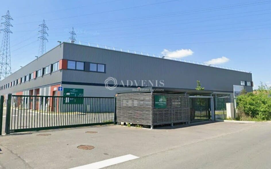24 Avenue Paul Maintenant, Corbeil-Essonnes à louer - Photo de l’immeuble – Image 2 sur 5