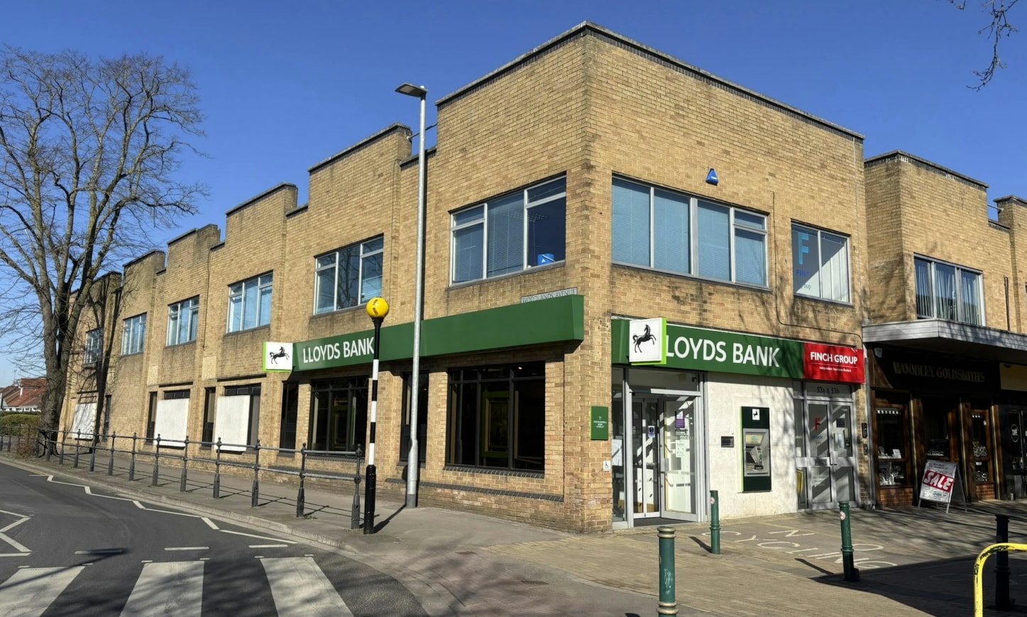 53A Crockhamwell Rd, Reading à louer Photo de l’immeuble– Image 1 sur 3