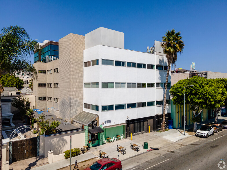 6515 W Sunset Blvd, Hollywood, CA à louer - Photo de l’immeuble – Image 1 sur 10