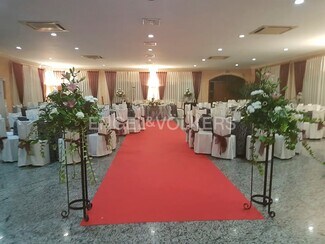 Plus de détails pour Local commercial à vendre