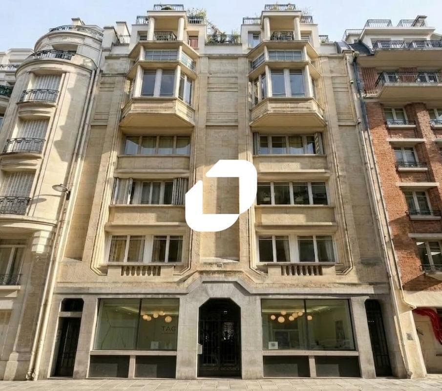 6 Rue Quentin-Bauchart, Paris à louer Photo de l’immeuble– Image 1 sur 7