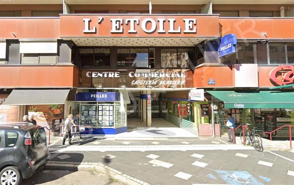 Local commercial dans Thonon-les-Bains à vendre - Photo de l’immeuble – Image 2 sur 3