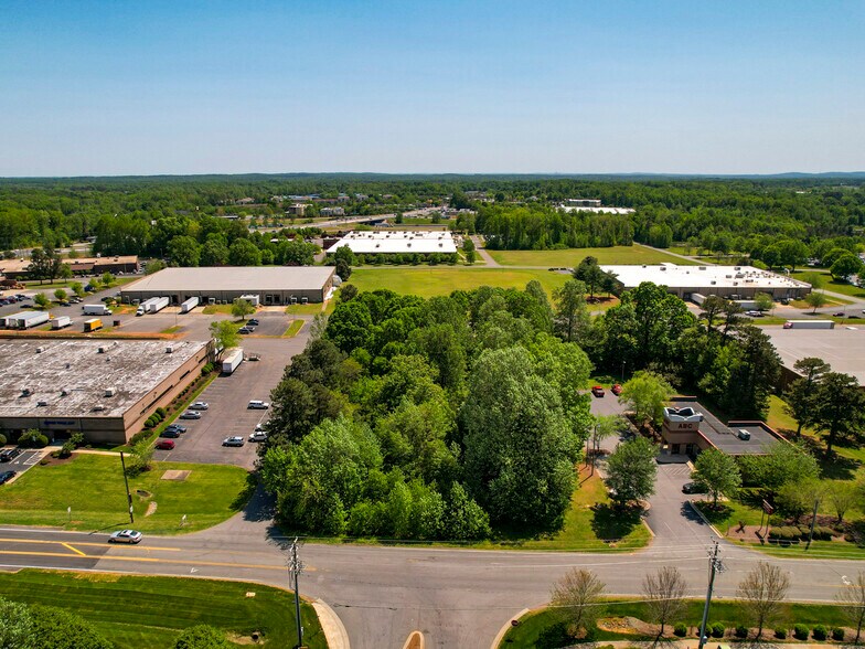 0 S 3rd St, Mebane, NC à vendre - Photo de l’immeuble – Image 3 sur 10