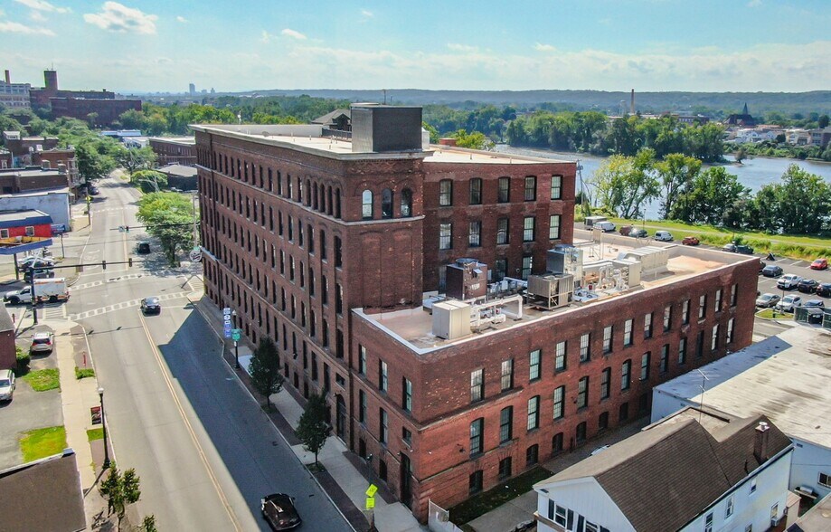701 River St, Troy, NY à louer - Photo de l’immeuble – Image 2 sur 18