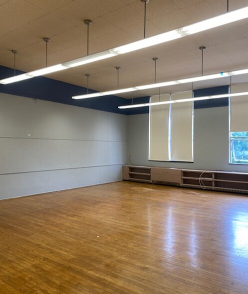 80 Clinton St, Tonawanda, NY à louer - Photo intérieure – Image 2 sur 4