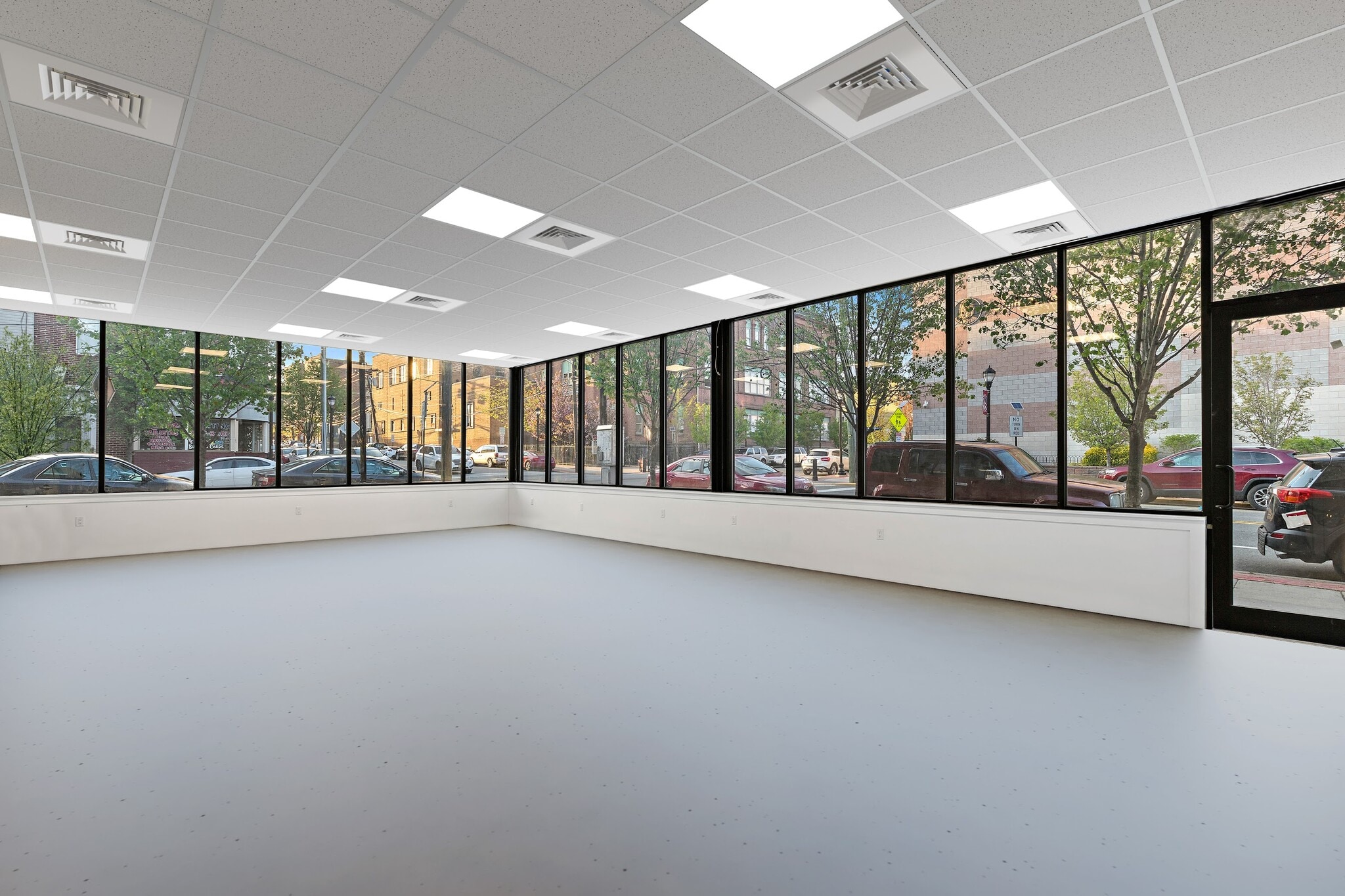 1414 NEW YORK Ave, Union City, NJ à vendre Photo intérieure– Image 1 sur 2