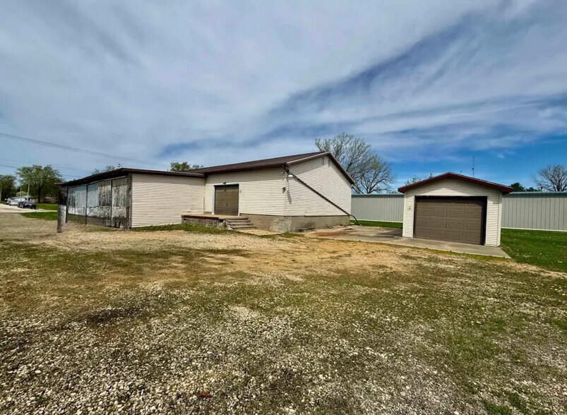 303 N Woodard Ave, Tomah, WI à vendre - Photo de l’immeuble – Image 2 sur 12