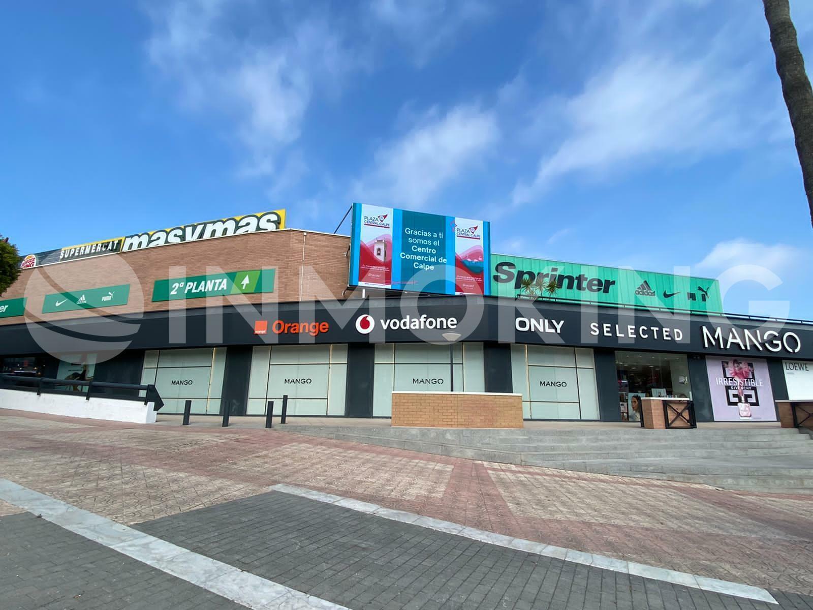 Local commercial dans Calp, Alicante à louer Photo principale– Image 1 sur 13