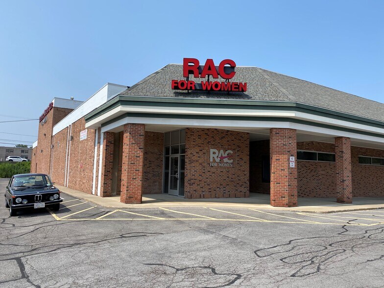 3400 Monroe Ave, Rochester, NY à louer - Photo de l’immeuble – Image 2 sur 18