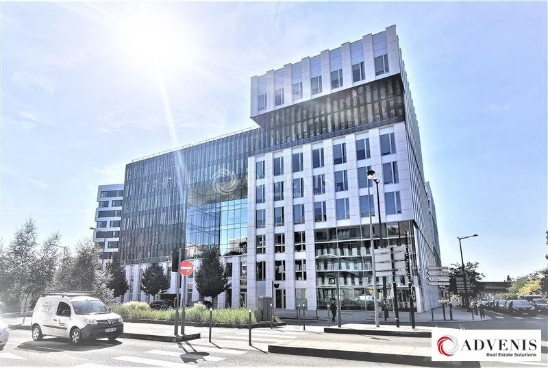 Bureau dans Lille à louer - Photo de l’immeuble – Image 1 sur 7