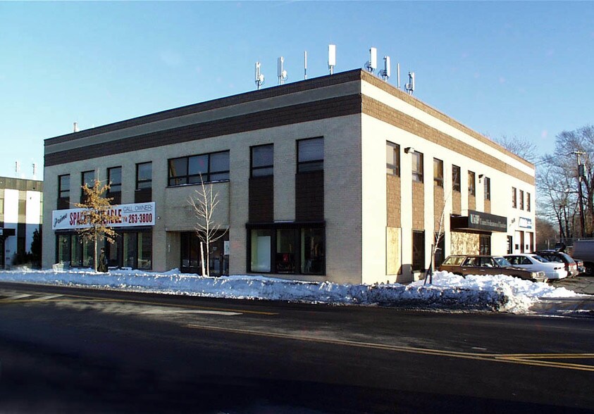 4456 Amboy Rd, Staten Island, NY à louer - Photo de l’immeuble – Image 3 sur 5