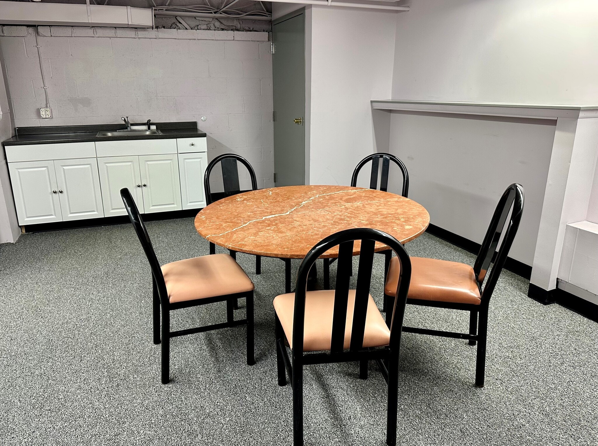 15701-15757 Crabbs Branch Way, Rockville, MD à louer Photo intérieure– Image 1 sur 8