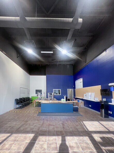 82 Boulder Blvd, Stony Plain, AB à louer - Photo de l’immeuble – Image 3 sur 5