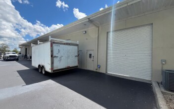 13750 Treeline Ave S, Fort Myers, FL à louer - Photo de l’immeuble – Image 3 sur 3