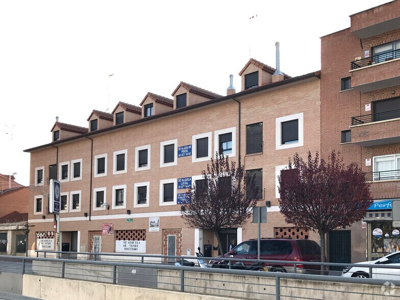 Calle Gonzalo de Córdoba, 23 – 25, San Fernando de Henares, Madrid à louer - Photo principale – Image 1 sur 1