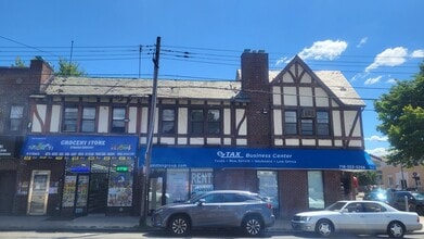 4133 162nd St, Flushing, NY à louer Photo de l’immeuble– Image 1 sur 3