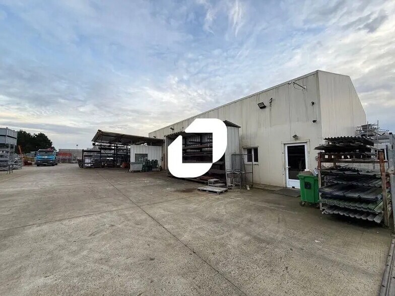 13 Bis Avenue De L'Europe, Neuilly-en-Thelle à vendre - Photo de l’immeuble – Image 2 sur 11